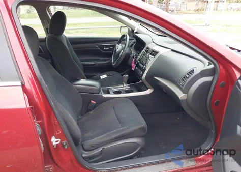 2015 Nissan Altima 2.5 S из США, поврежденный, VIN 1N4AL3AP8FN394454